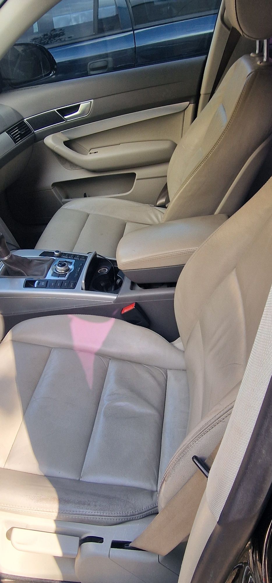 Vând Audi A6 C6.