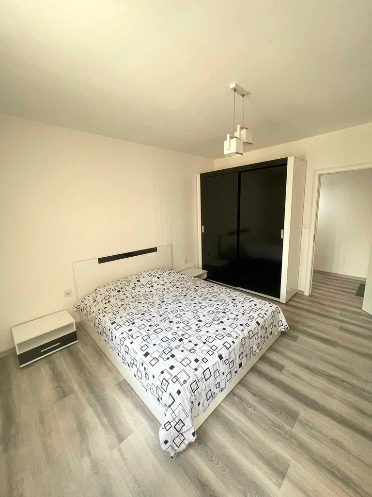 Продава се Двустаен апартамент в София, Зона Б-18 - 77 кв.м за 1533 €/кв.м - Снимка #1