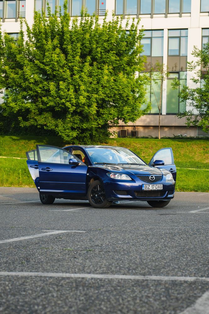 Mazda 3 Sedan