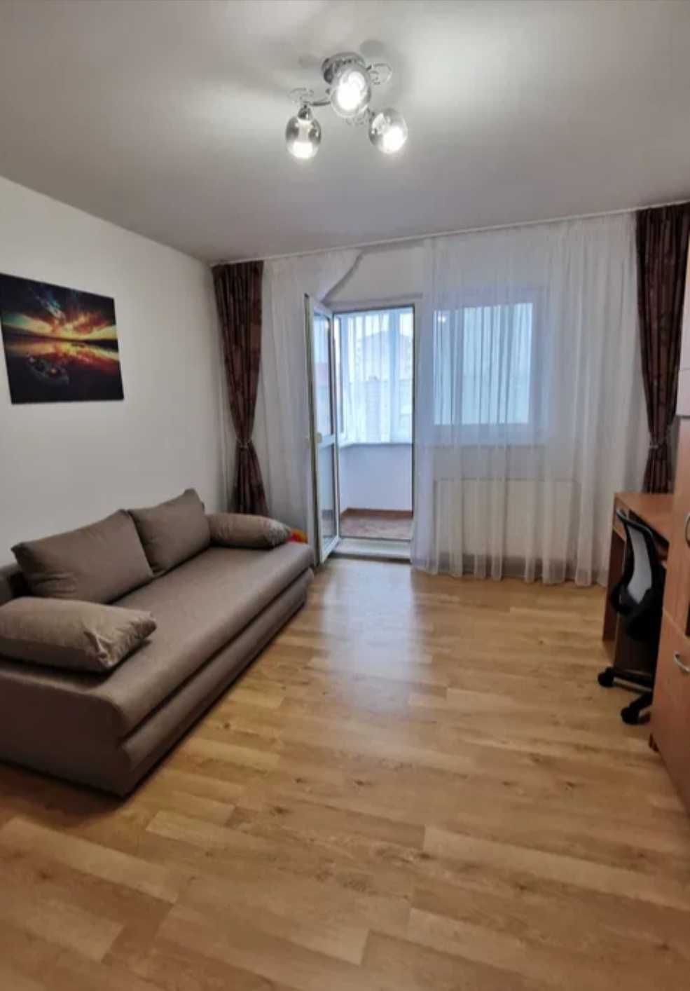 Inchieriez apartament 2 camere