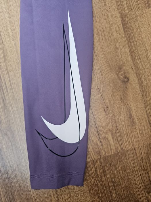 Клин nike оригинален лилав