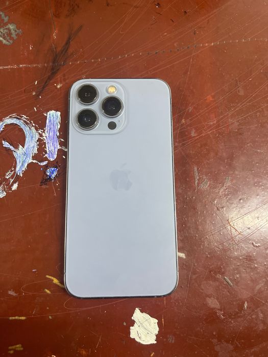 Vând iPhone 13 Pro
