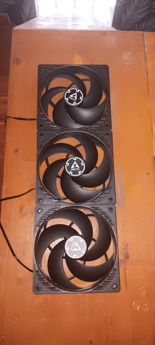 x3 ventilatoare arctic