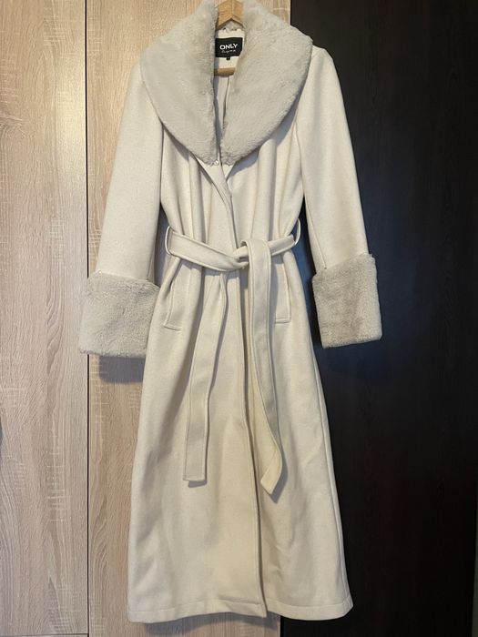 Only палто размер XS-S