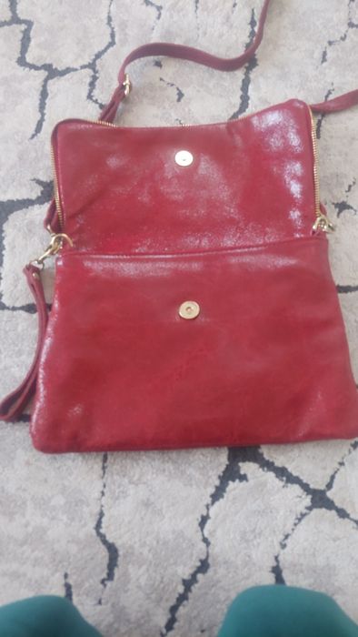 Geanta piele naturala rosu - 30 lei
