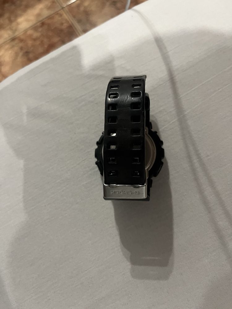 Часовник Casio G-SHOCK GA-110RG-1AER