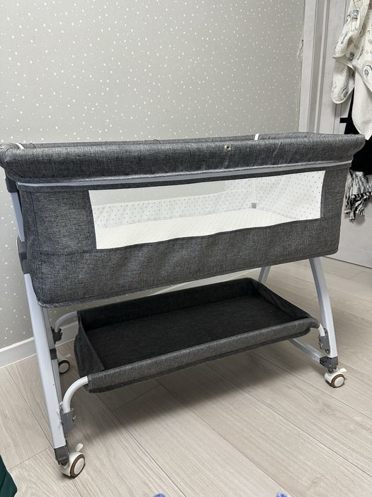 Продам кроватку ,люльку.