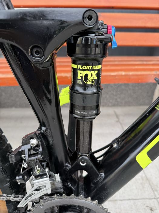 Планински велосипед Мекица Cube  за скачане. 27.5/L