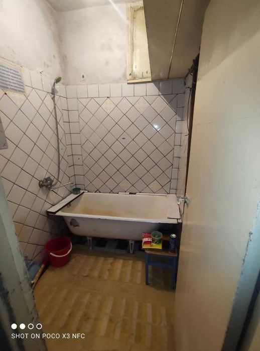 Продаётся квартира 2/1/5 Чиланзарский район 20 квартал