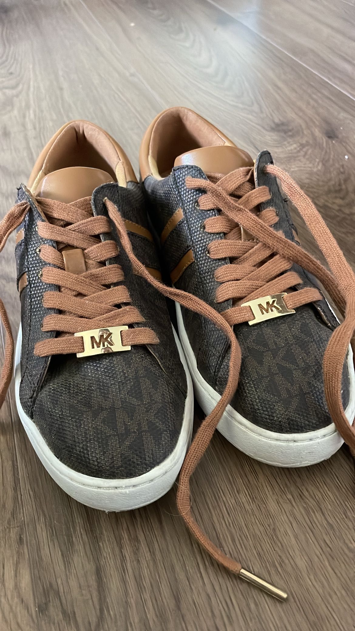 Adidasi michael kors