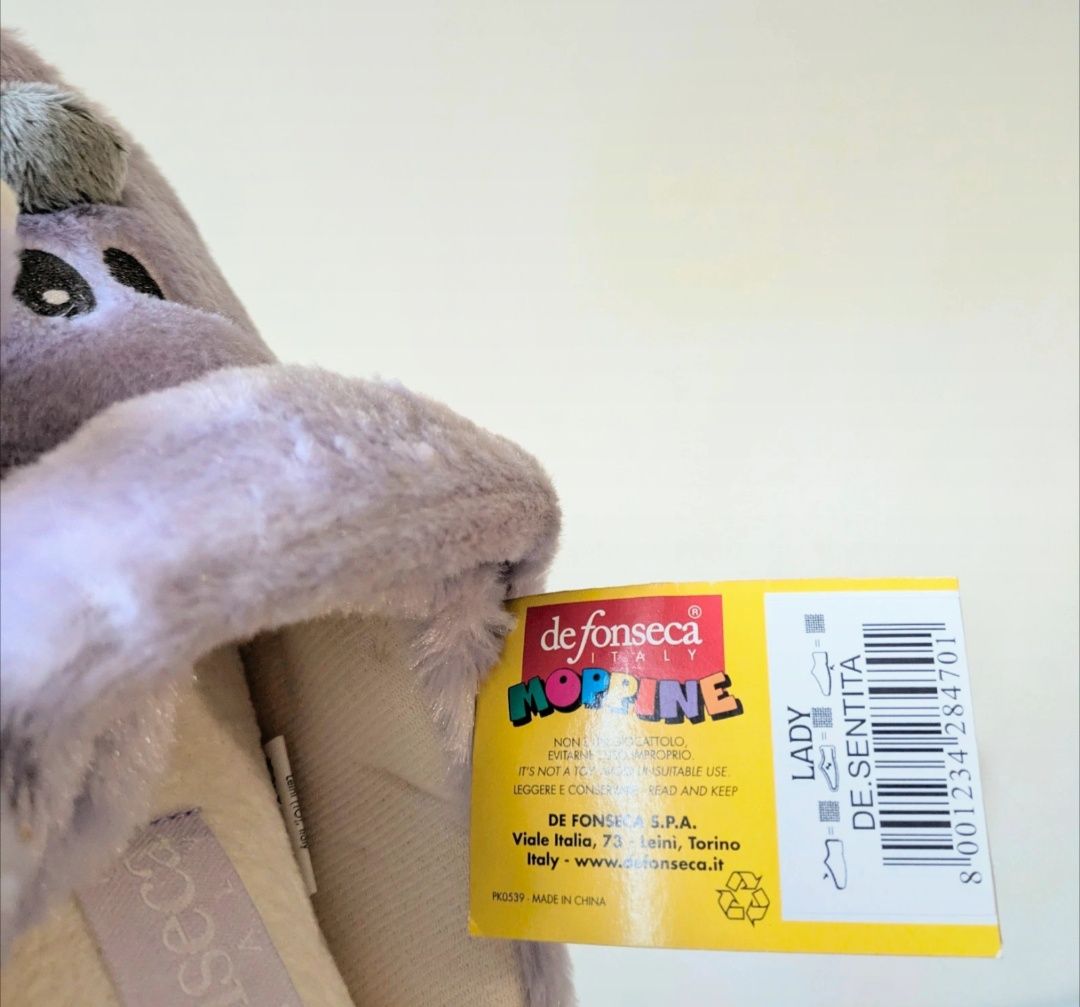 Papuci de casă pufoși