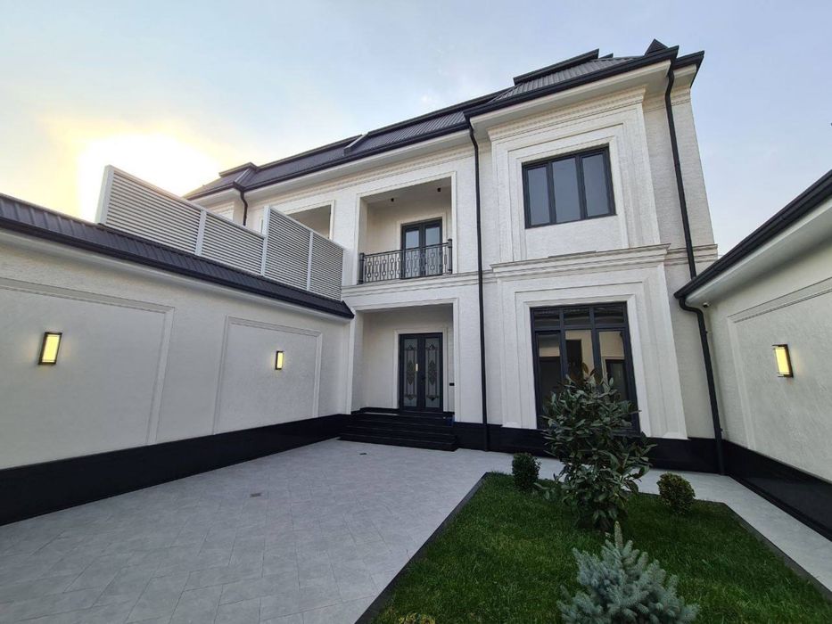 Продаётся. Новый ДОМ. Мирзо Улугбекский район. Центр Луначарского.