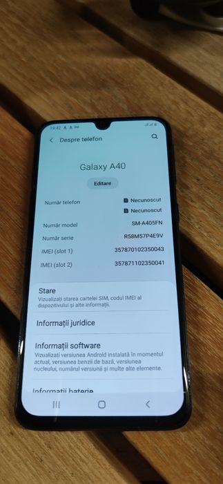 Samsung Galaxy A40 – 64GB, Dual SIM, impecabil