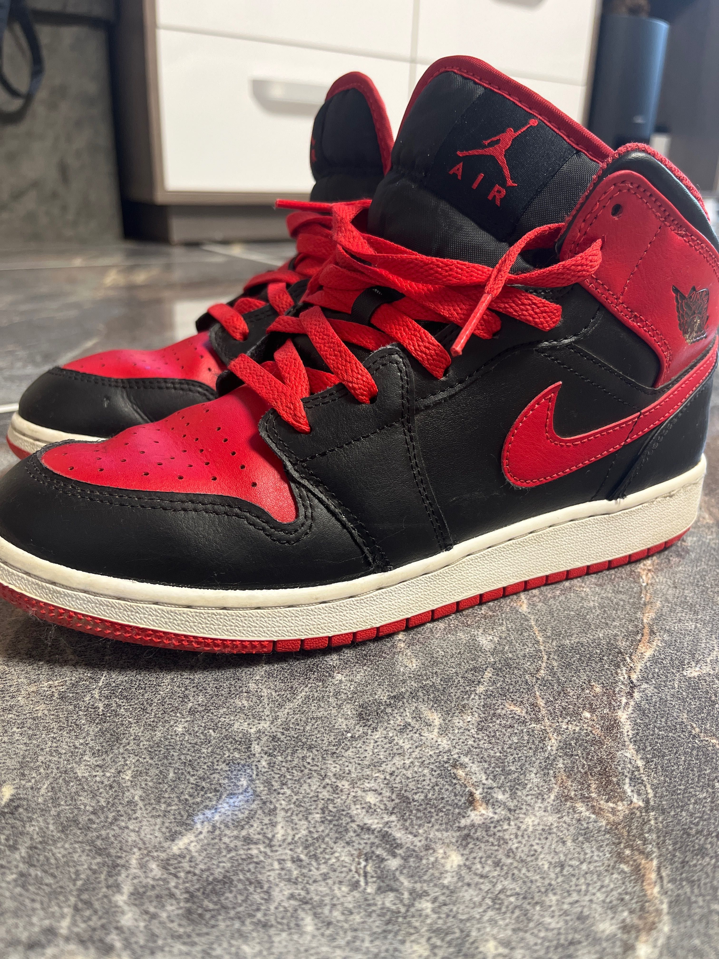 Кожени маратонки AIR JORDAN