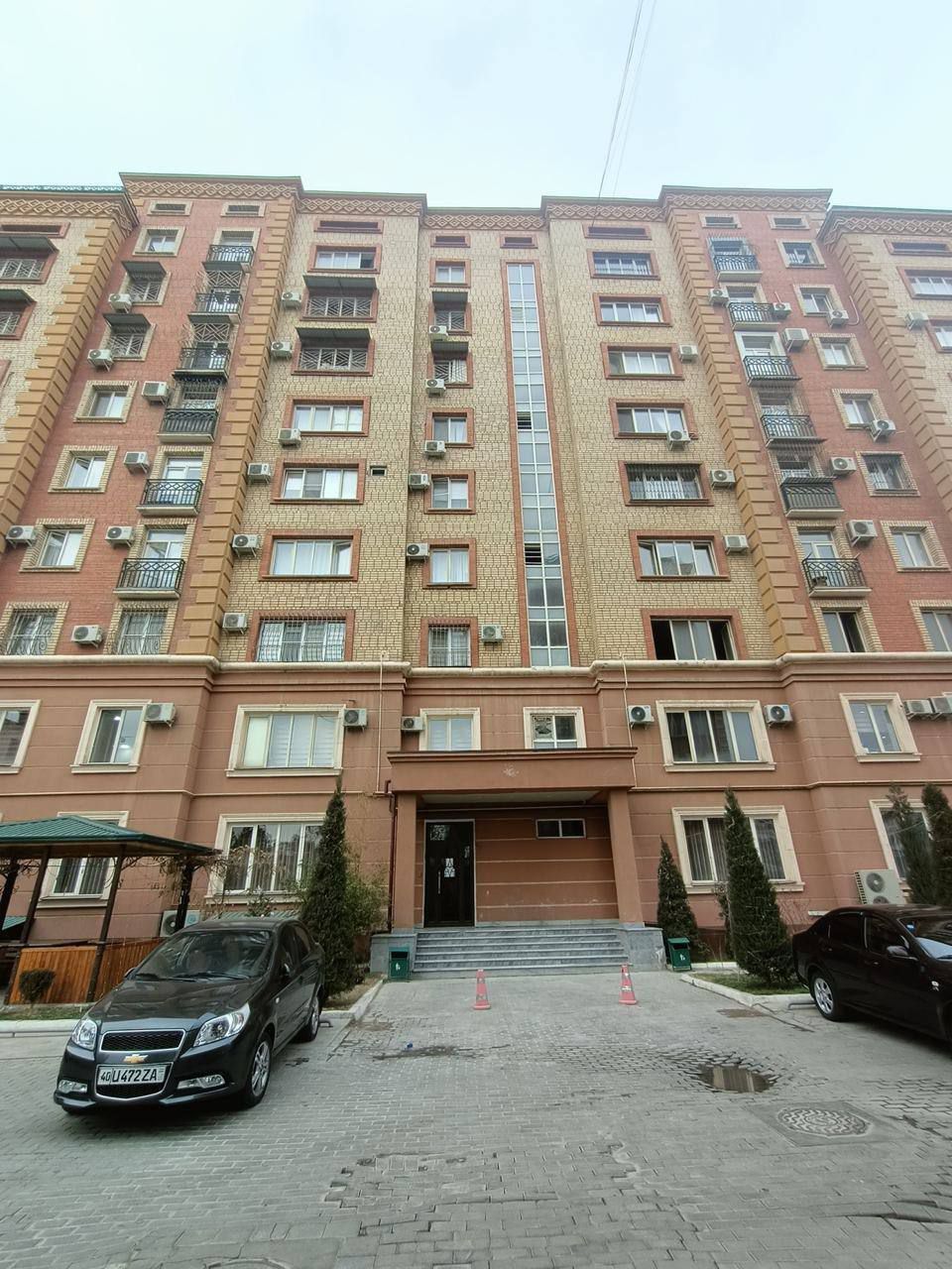 Продаётся 3в4 комнатная кв, ЖК Gabus, Яккасарайский район