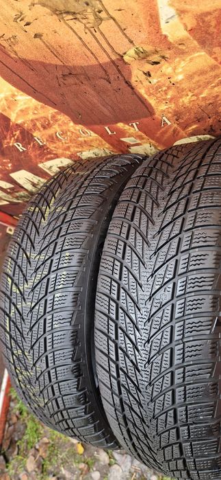 2 Anvelope Good Year 205 60 R16 M+S