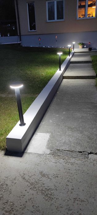 Stalp lumina pentru gradina,alei (corp iluminat exterior)