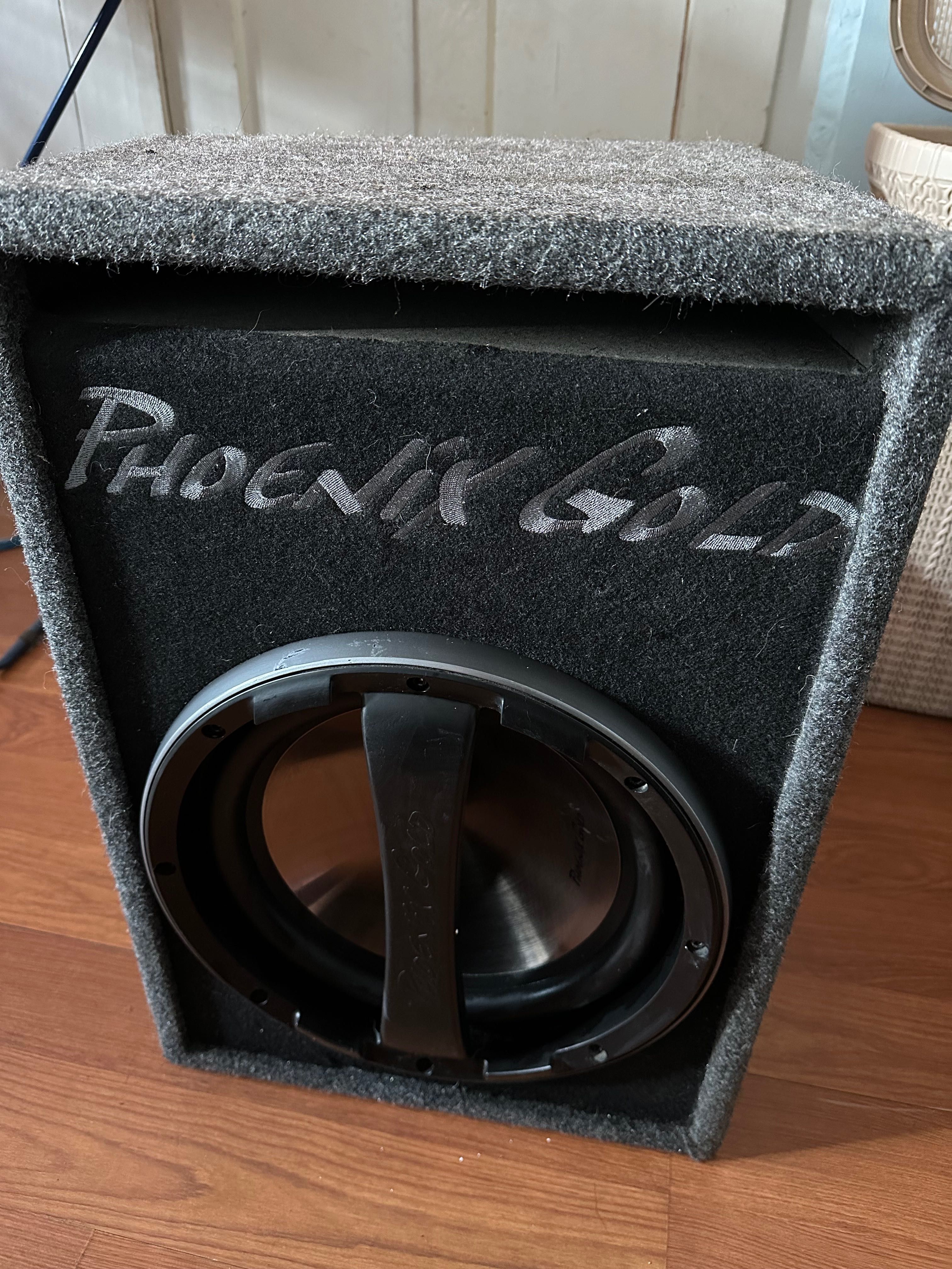 Phoenix Gold 2112AB-V2
Z 160W 12"' Active Subwoofer