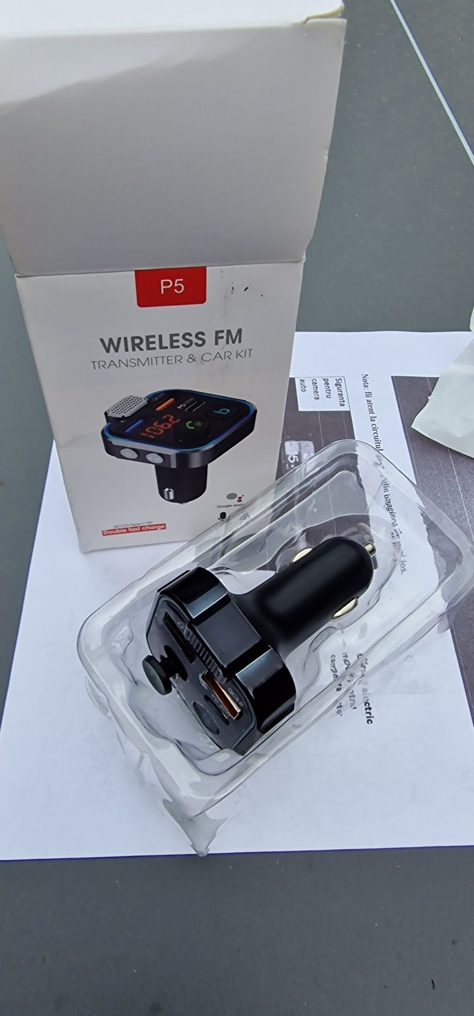 Adaptor bluetooth-Wireless transmiter Fm