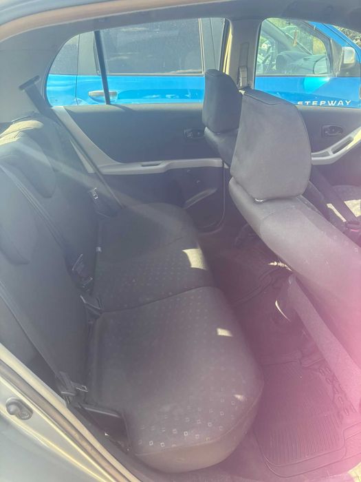 TOYOTA Yaris 2007