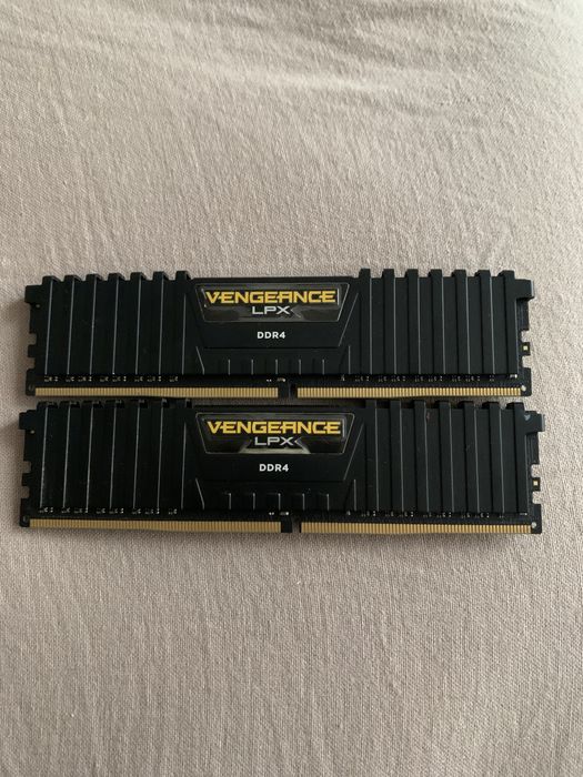 Memorie ram 8GB ddr4 3000mhz
