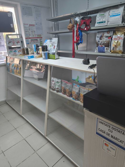 Vitrina magazin/petshop