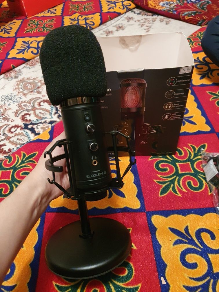 Микрофон абсолютно новый