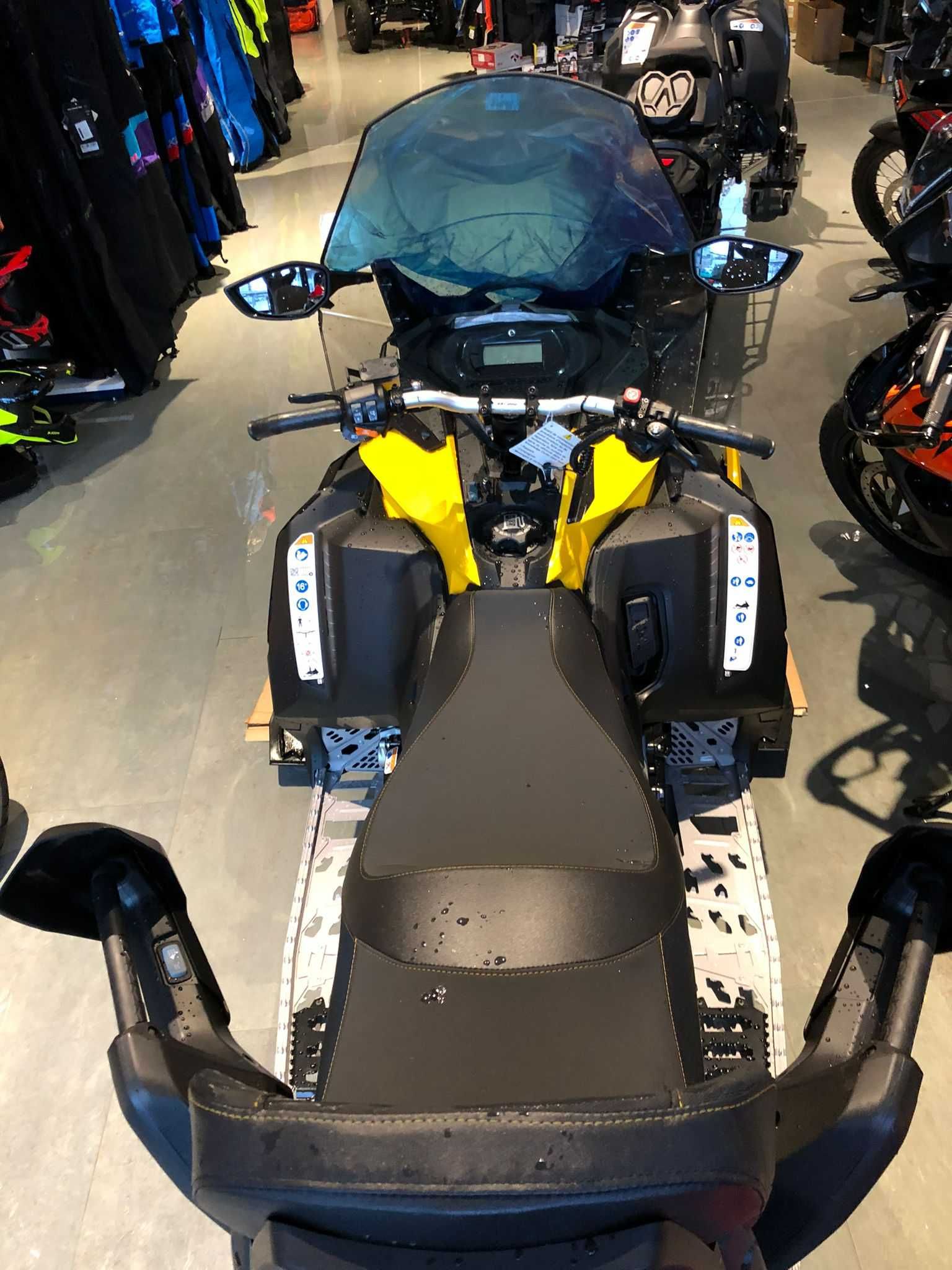 Snowmobile Ski-Doo GT SPORT 600 ACE '24