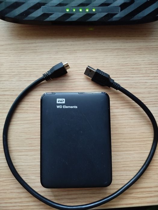 Продам внешний жосткий диск 2 ТВ