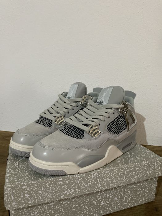 Jordan 4 frozen 42