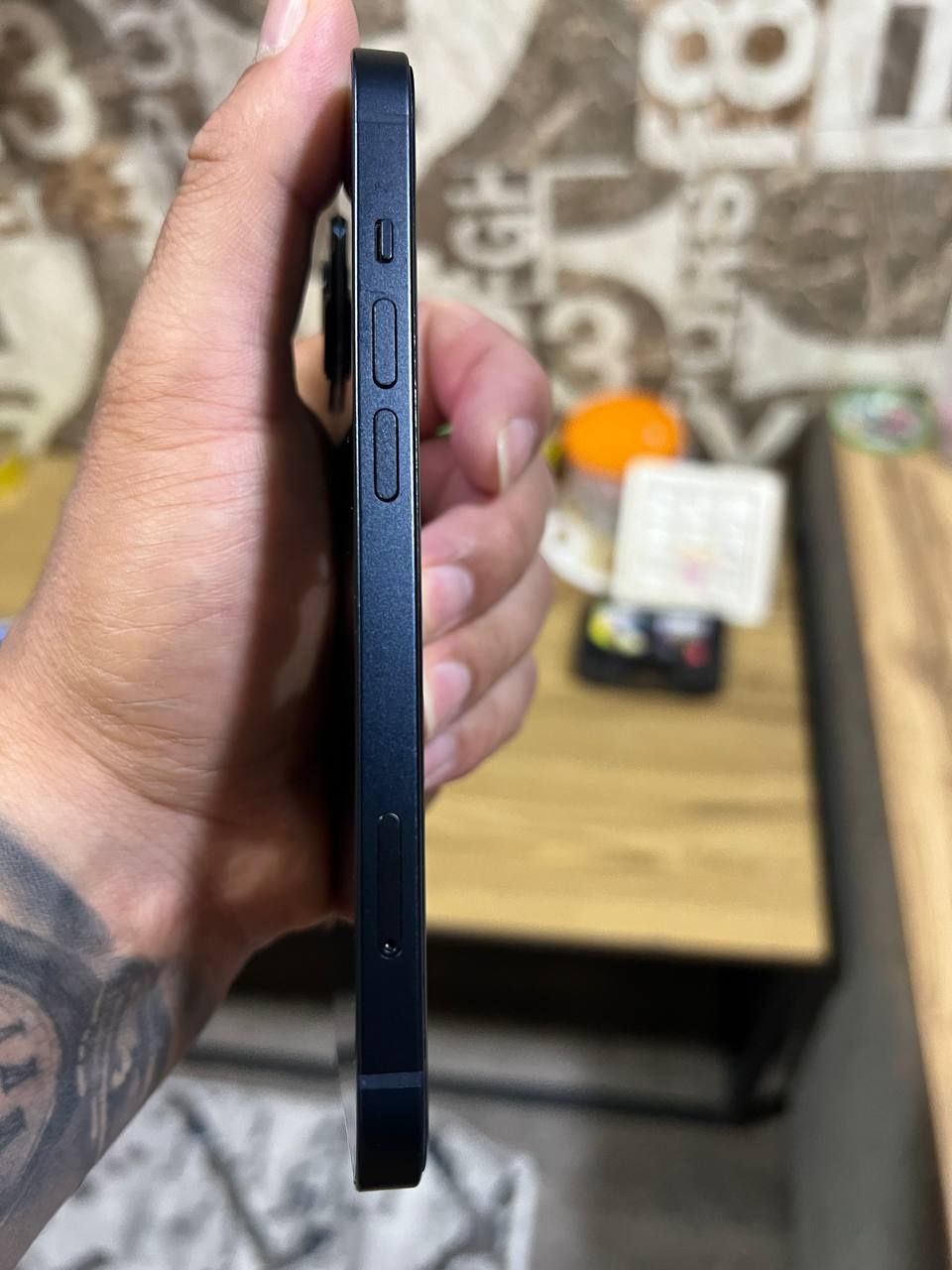 Iphone 13  128 gb ёмкость  батареи 89 %