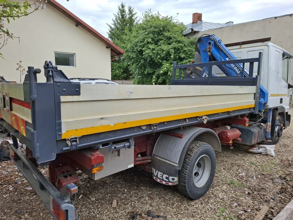 Iveco eurocargo basculabil și macara