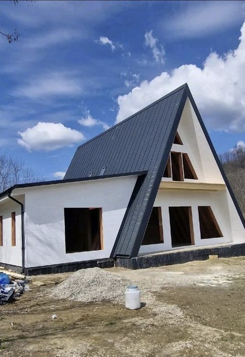 Vand cabane din lemn