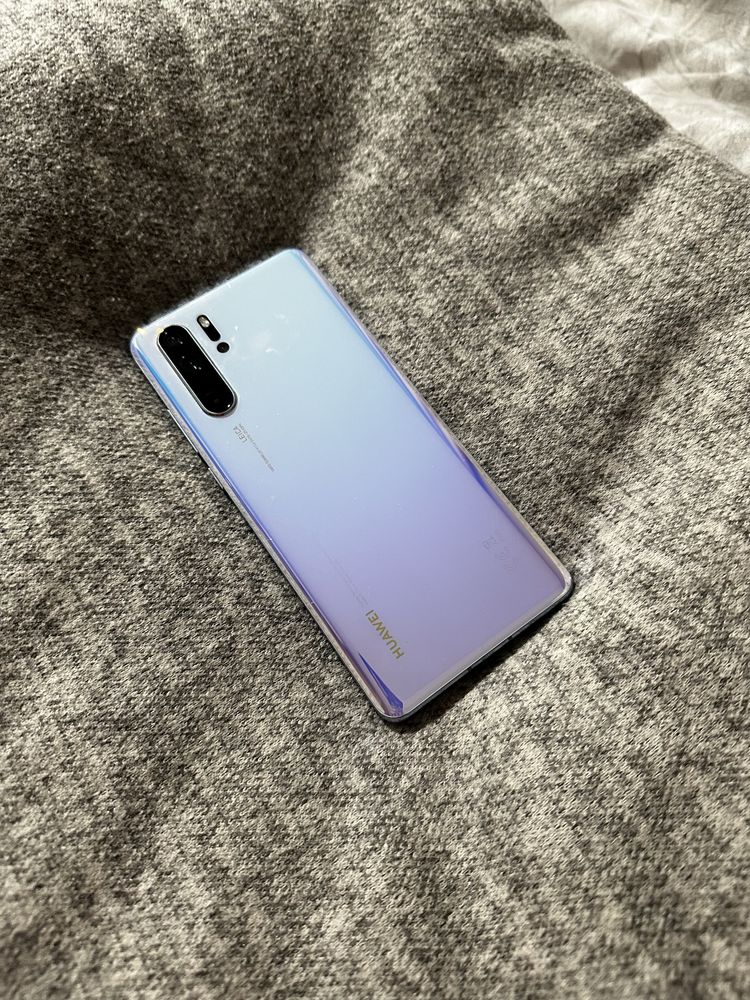 Смартфон Huawei p30 pro
