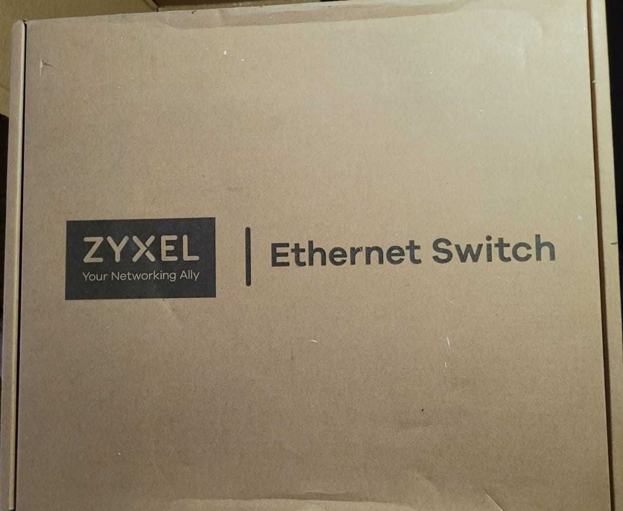 Управляемый Smart-коммутатор Zyxel GS1350-12HP и 18