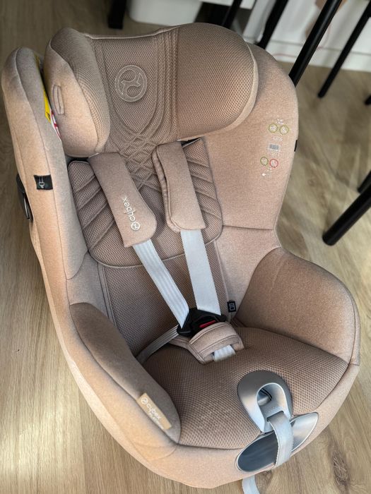 Scaun Auro Cybex Platinum Sirona T i-size Plus (cu baza isofix)