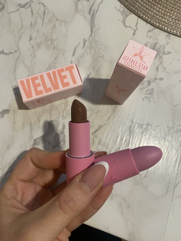 Jeffree Star червило Velvet trap