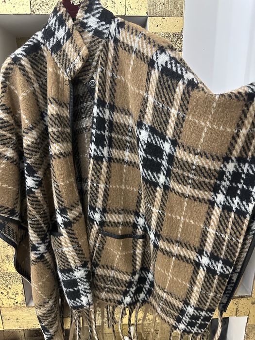 Pelerina/ Poncho LIU JO, superba