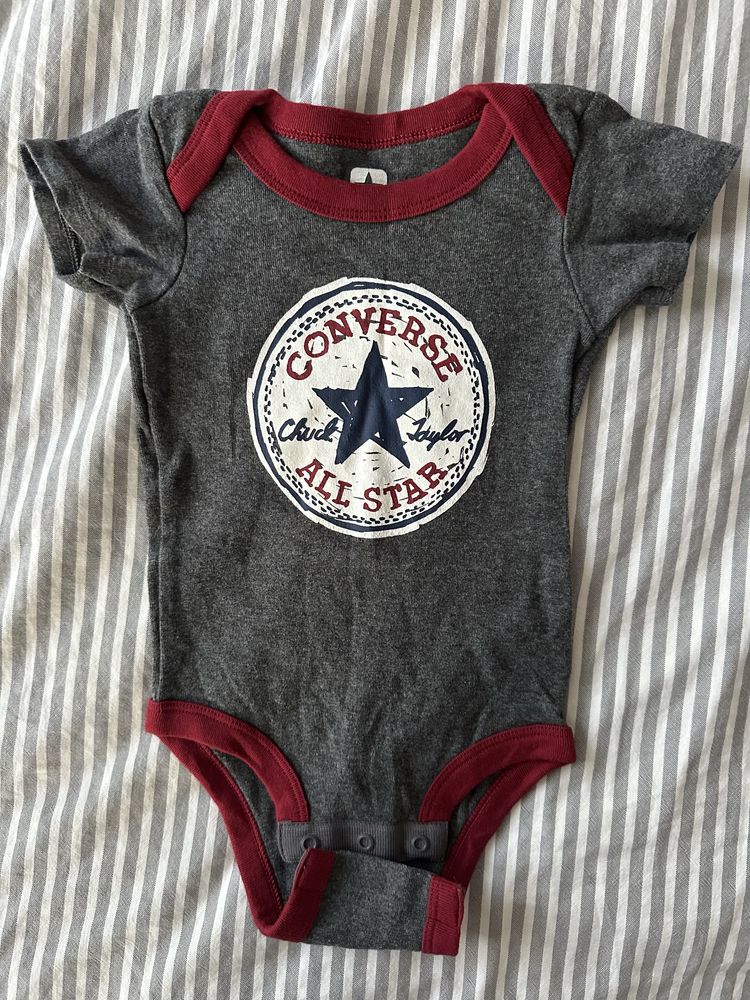 Бебешко боди Converse 0-6м.