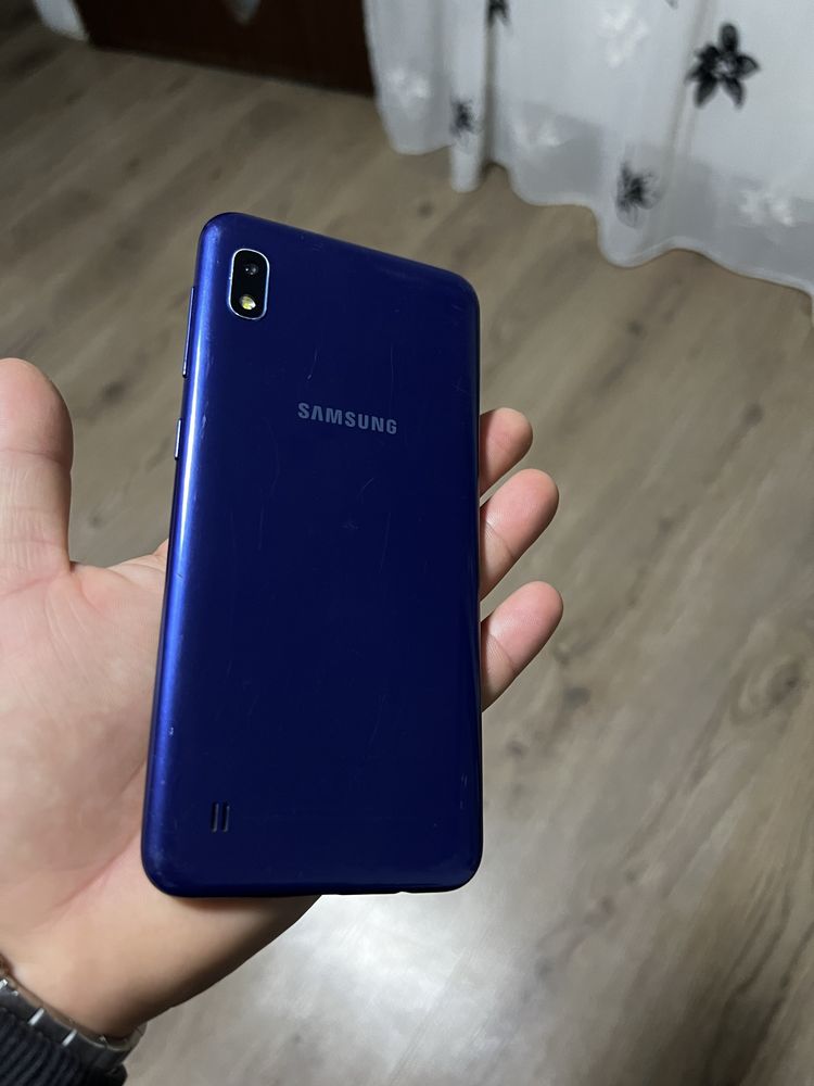 Samsung  galaxy a 10