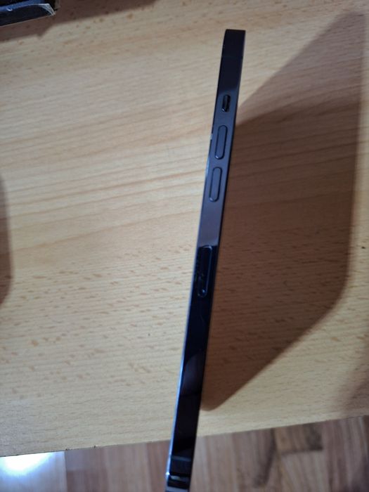 Vând iPhone 12 Pro Max