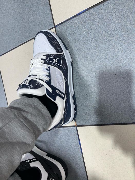 Adidasi lv (louis vuitton)