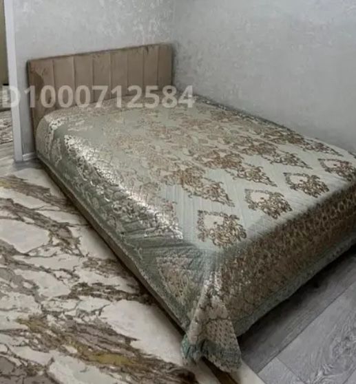Продам двухспальный кровать с матрасом