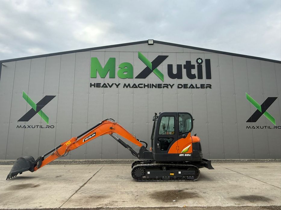 Develon DX60 Excavator Develon Dx60 Excavator
