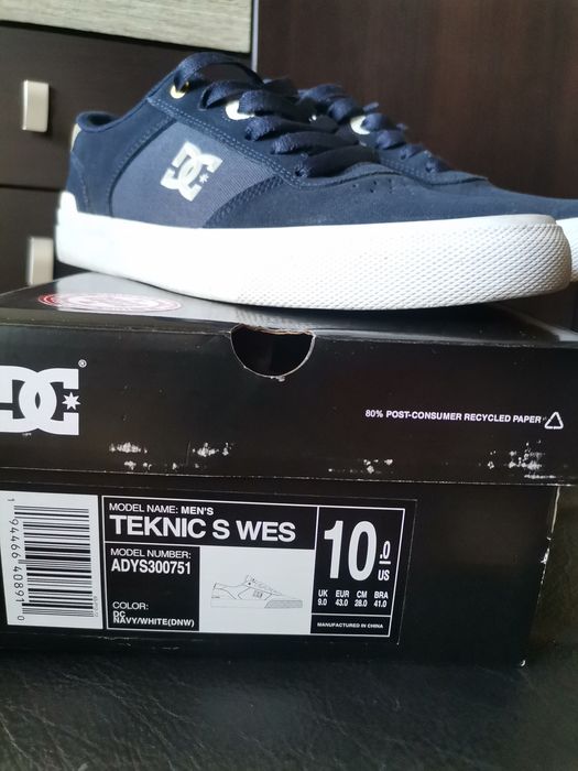 Кецове DC Teknic S Wes, номер 10 US,43 EU