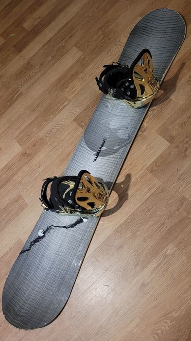 Placa snowboard NITRO PANTERA 166 cu legături BURTON CUSTOM