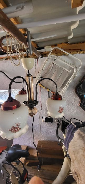 Lustra veche pictata manual