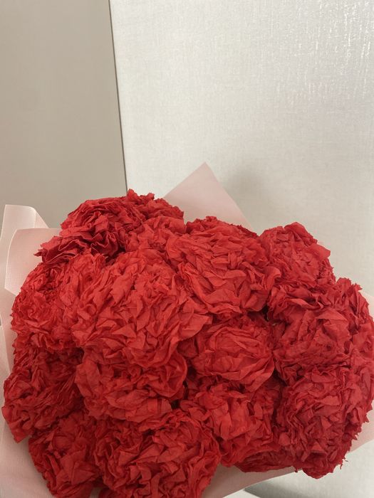 Вечный букет красных роз, зделанные из салфеток ручной работы