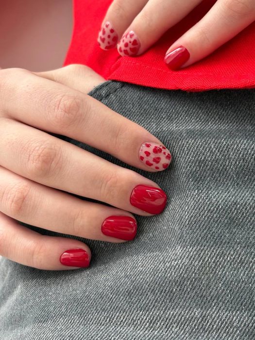 Маникюр/наращивание ногтей