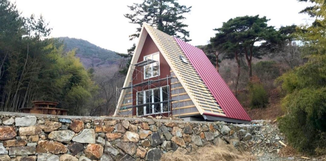 Cabane tip A frame